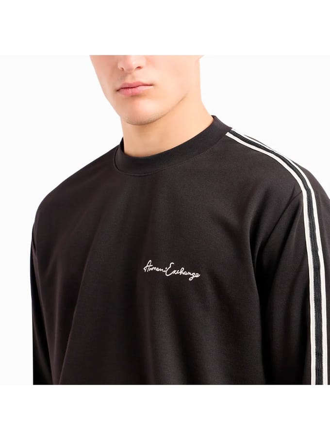Armani Exchange herensweatshirt met kenmerkend design.