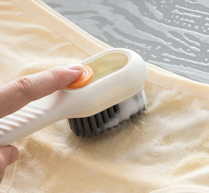 IXEN Multifunctionele Schoenborstel met Zeepdispenser - Wit