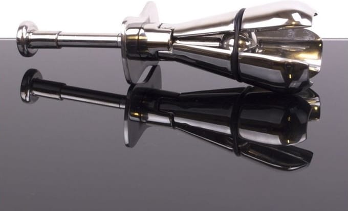 Deluxe Locking Plug RVS - small