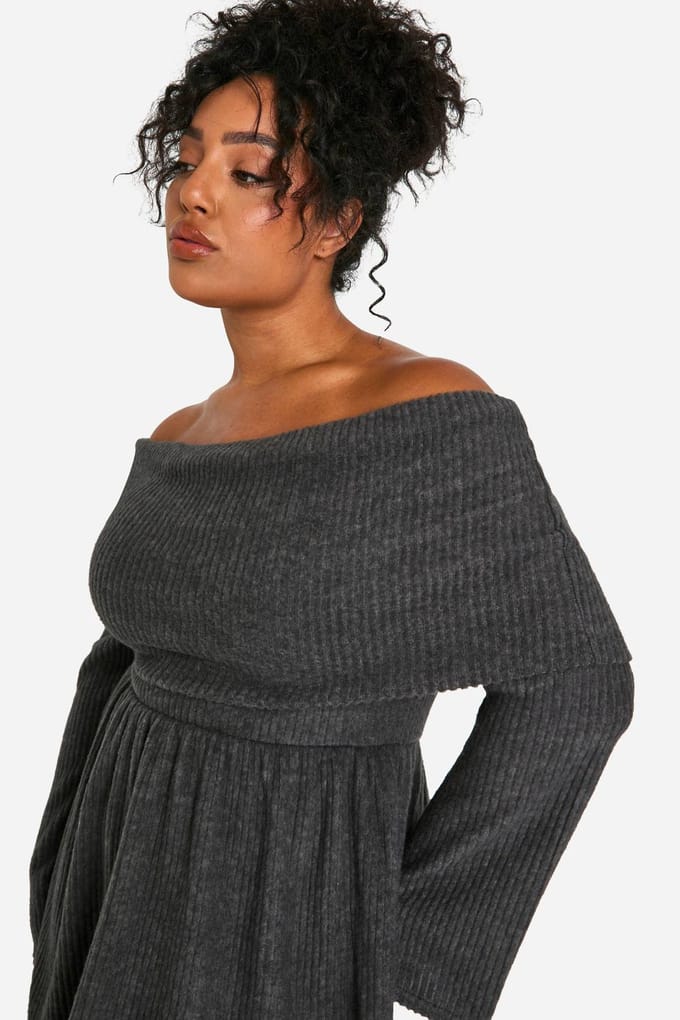 boohoo Dames Plus Geborstelde Rib Off Shoulder Skater Jurk | Houtskool | Maat: 48