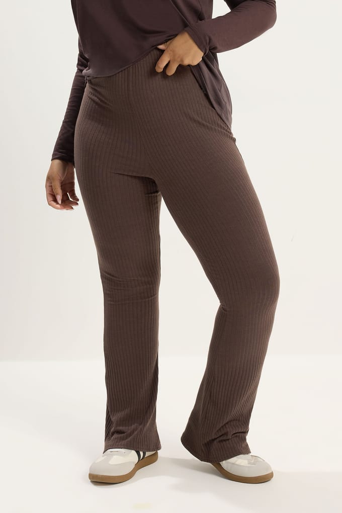 Yours Chocoladebruine Flared Legging Size 76Cm > 48