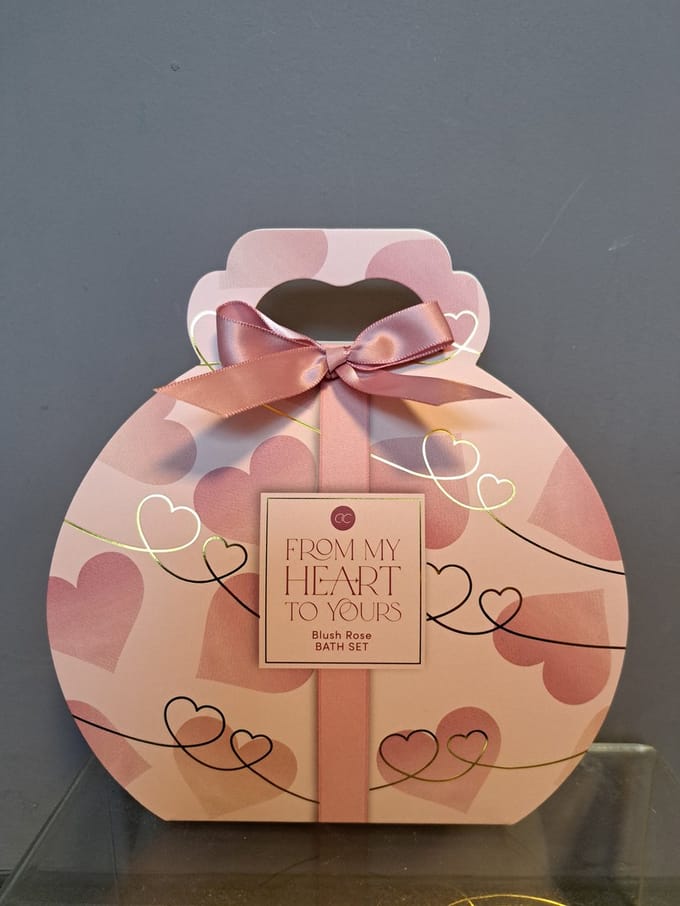 geschenkset vrouwen verjaardag - moeder dag - valentijn - geliefde - leuk geschenk - rozen - bad set