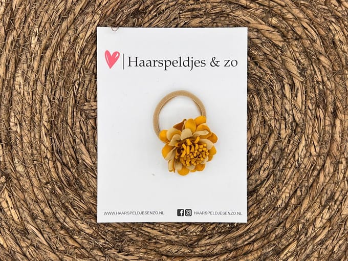Elastiek - per stuk - hippe kleuren - met bloem - meisjes - blossem - okergeel