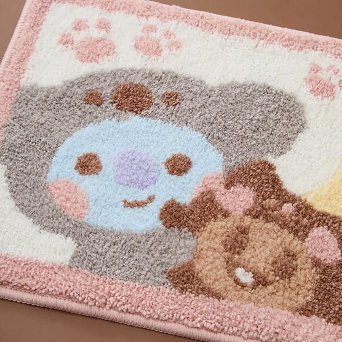 BT21 BABY Tapis Plus Moelleux ver.1 (Alsyu-Ko Mang) white
