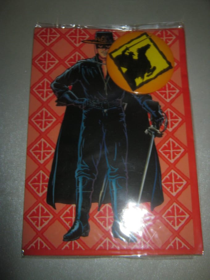 Zorro wenskaart met Button hartelijk gefeliciteerd