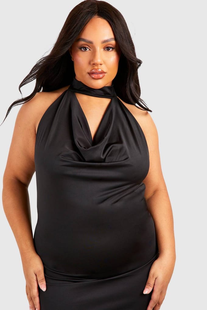 boohoo Dames Plus Drape Halterneck Slinky Maxi Jurk | Zwart | Maat: 48