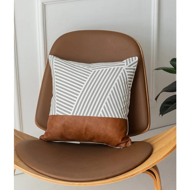 Vida Nova #2 Kussenhoes | Katoen / PU Leder / Kunstleer | 45 x 45 cm