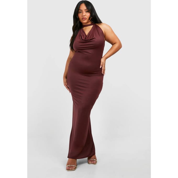 boohoo Dames Plus Drape Halterneck Slinky Maxi Jurk | Kersen | Maat: 54