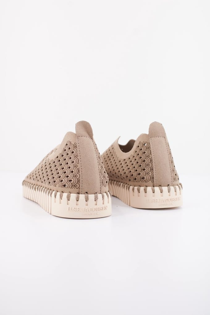 Emblematische mocassins vrouw Ilse Jacobsen Hornbæk Tulip