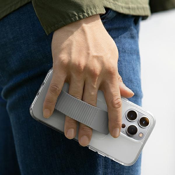 Uniq Heldro - iPhone 14 Plus Case - Transparant - Verhoogde Grip - Slagvast