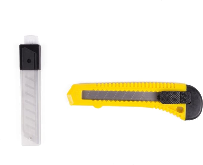 Benson Afbreekmes - 18 mm - Geel - Inclusief 10 reservemesjes - Ergonomisch ontwerp