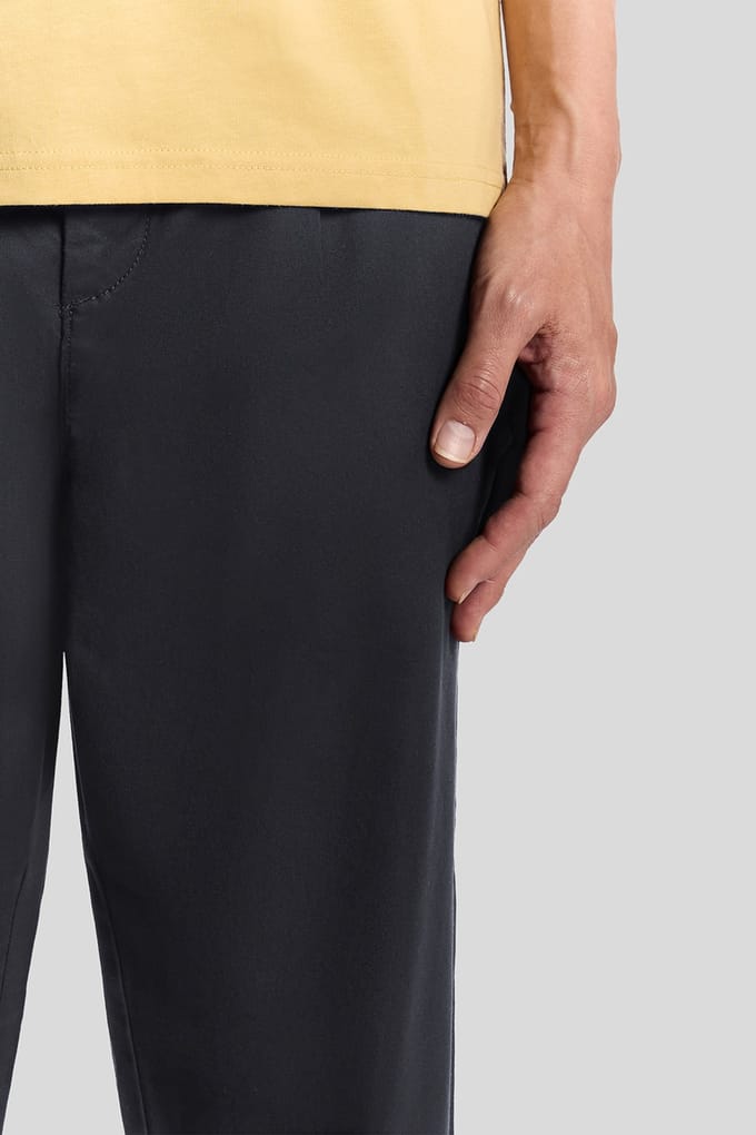 Lyle & Scott Workwear Trousers Lacquer Größe: W32L30 | Chinos Outlet | Herren
