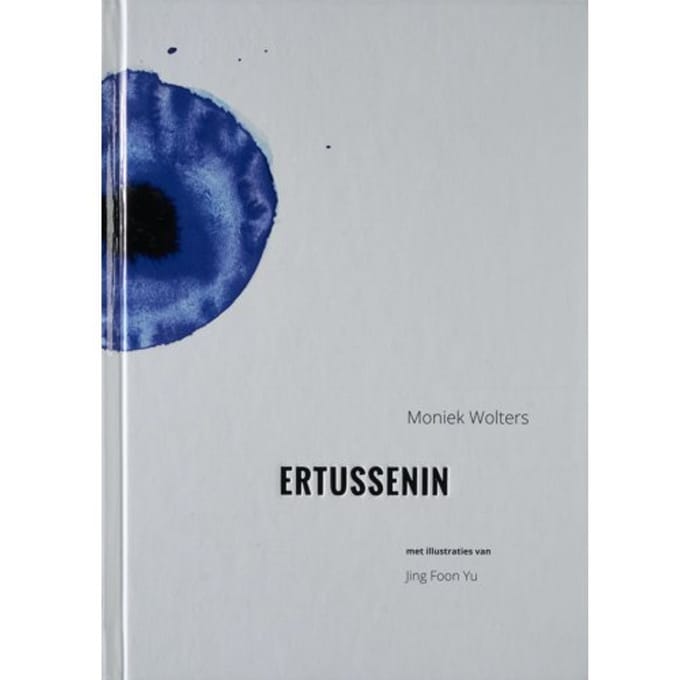 Ertussenin - Moniek Wolters