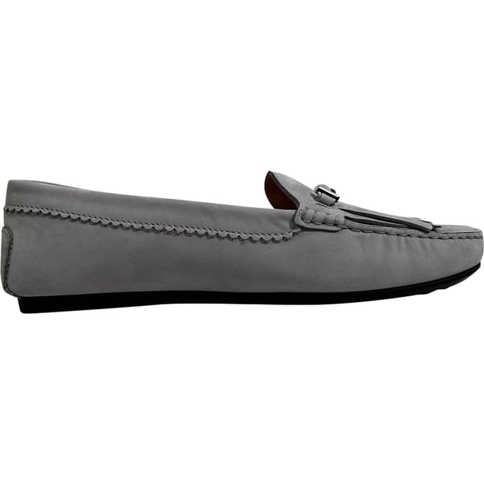 Tod's Fransloafers in Grijs Suède