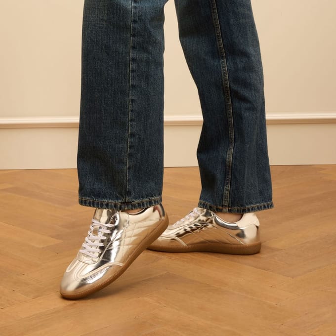 Manfield - Dames - Zilveren leren sneakers - Maat 37