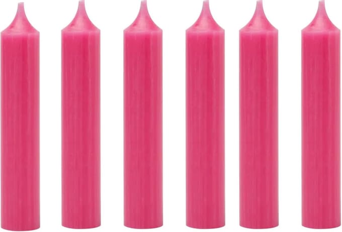 Branded By | Dinerkaarsen 12 cm | Neon Roze | 8 stuks | 5 branduren