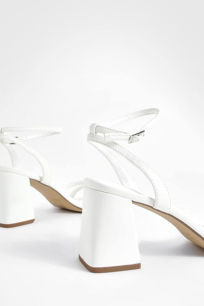 boohoo Dames Opgevoerde riem 2-delige mid blockhakken | Wit | Maat: 40