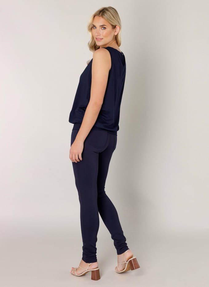BASE LEVEL Yasmin Top - Dark Blue - maat 36