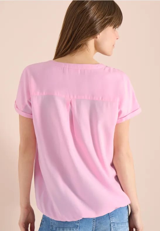 Blouse met korte mouwen en gespleten hals