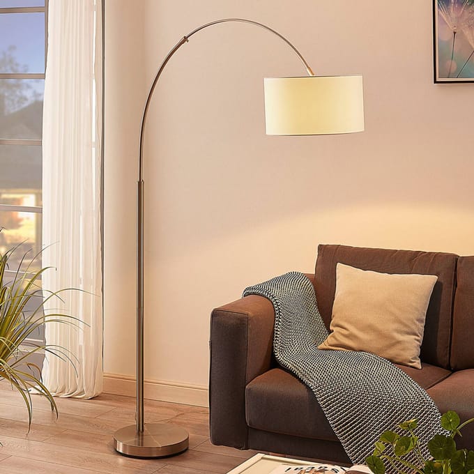 Lindby vloerlamp Railyn, wit, stof, 200cm, E27