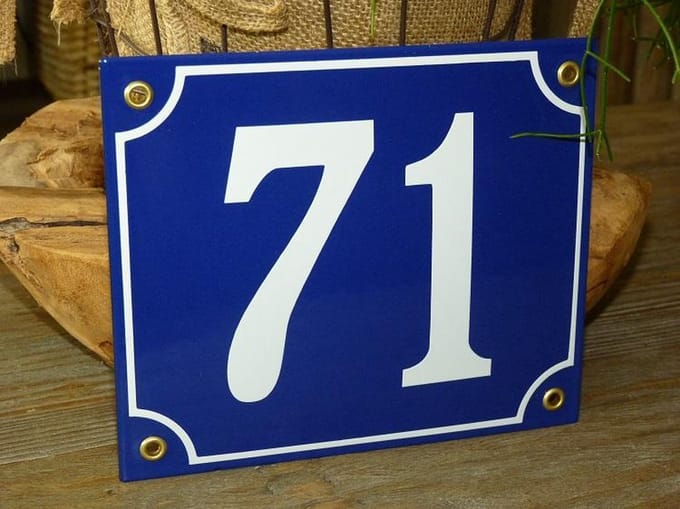 Emaille huisnummer 18x15 blauw/wit nr. 71
