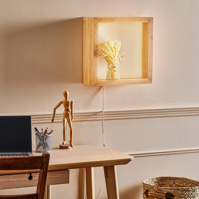 Fabas Luce LED wandlamp Window, 37 x 37 cm, eikenhout