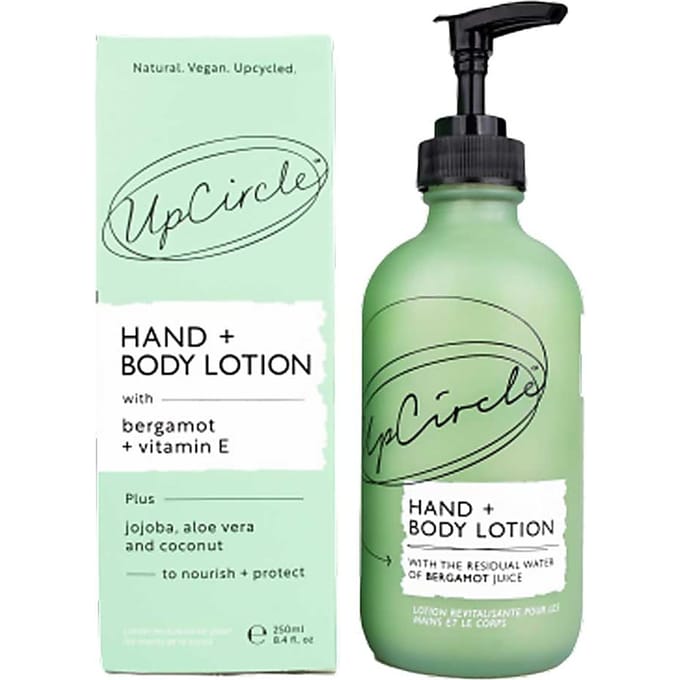 Upcircle Beauty - Hand + bodylotion met bergamot + vitamine E - Natuurlijk - Duurzaam