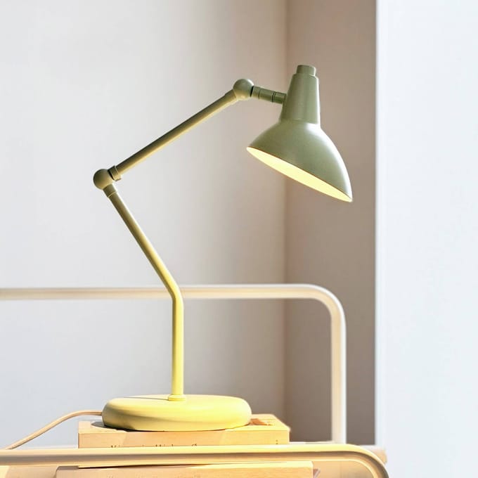 Dyberg Larsen tafellamp Vela, mint, hoogte 45 cm