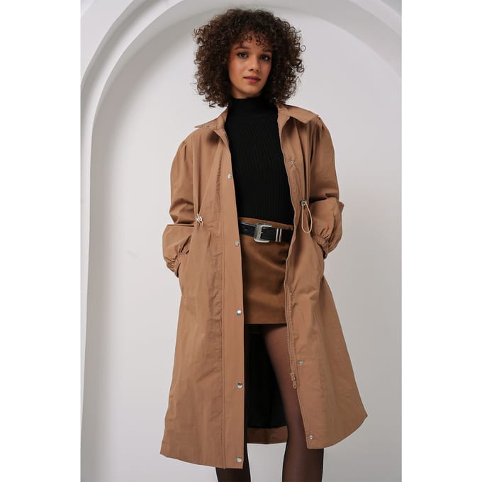 Lange Trenchcoat met Omgeslagen Kraag