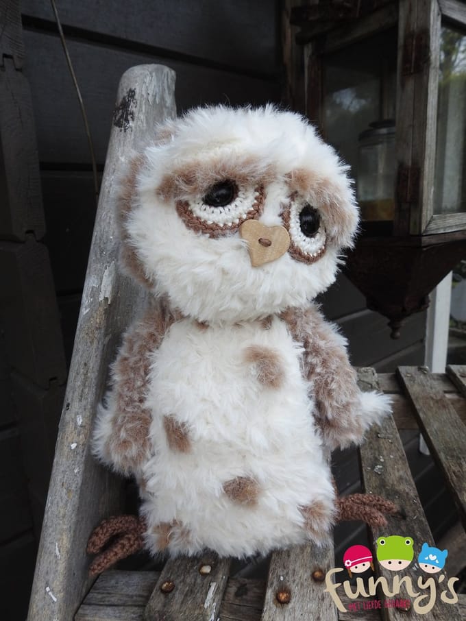 Haakpakket Funny Furry Owl Soft lichtbruin