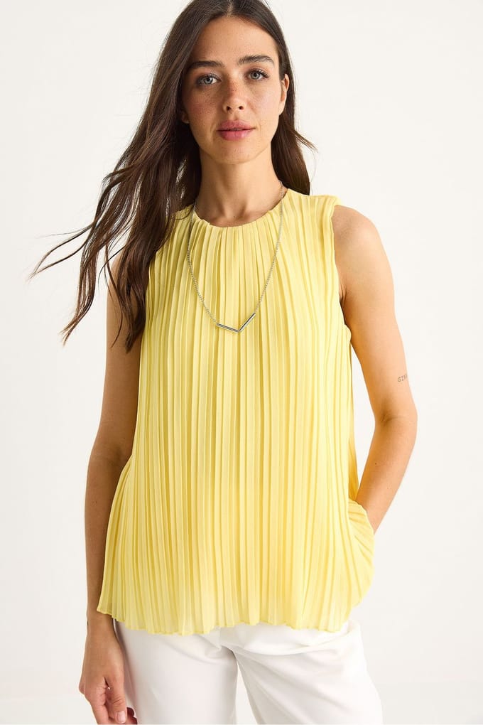 Textured Siphon Blouse met Accessoire Detail