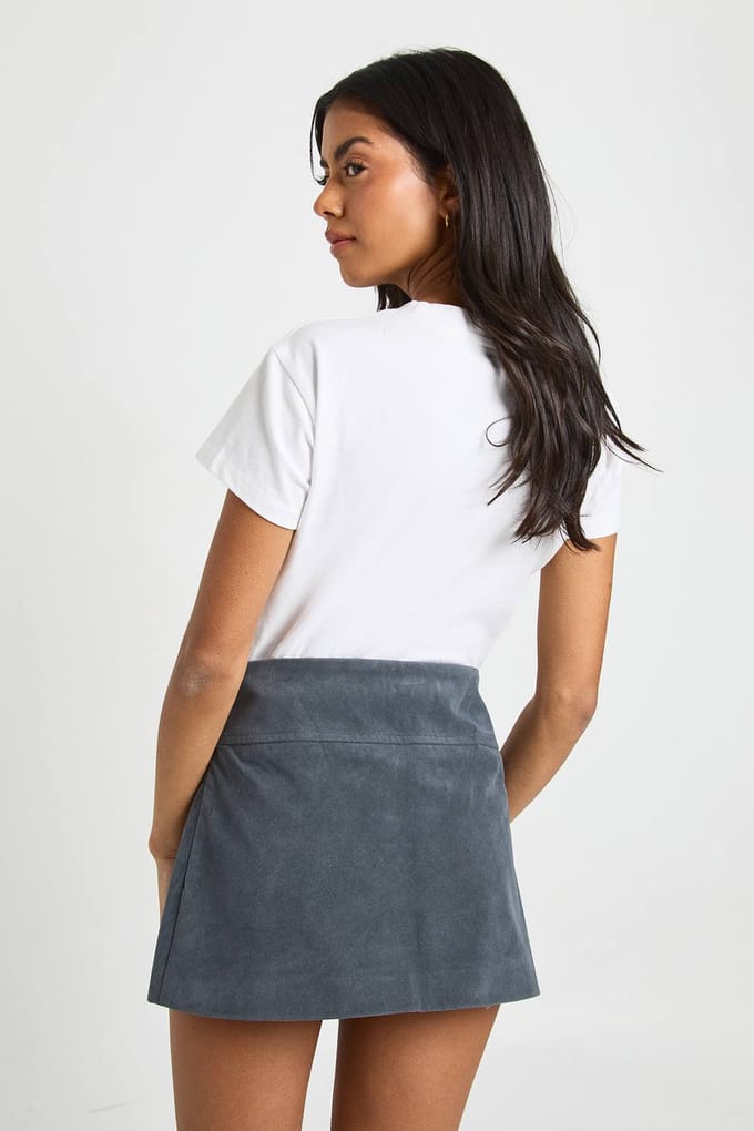 boohoo Dames Namaak Suede Getailleerde A-lijn Mini Rok | Slate Blue | Maat: 14
