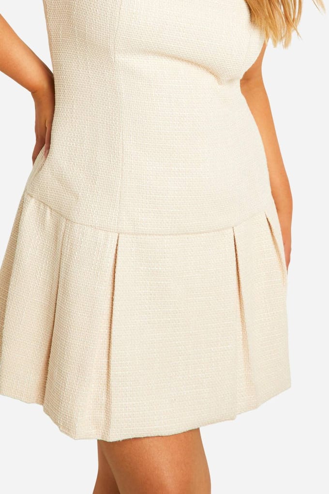 boohoo Dames Plus Boucle Mini Shiftjurk met Geplooide Zoom | Steen | Maat: 56
