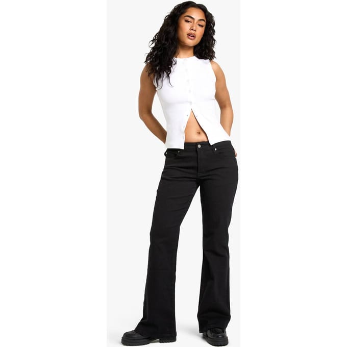 boohoo Dames De Low Waist Bootcut Jean | Black | Maat: 14/32L