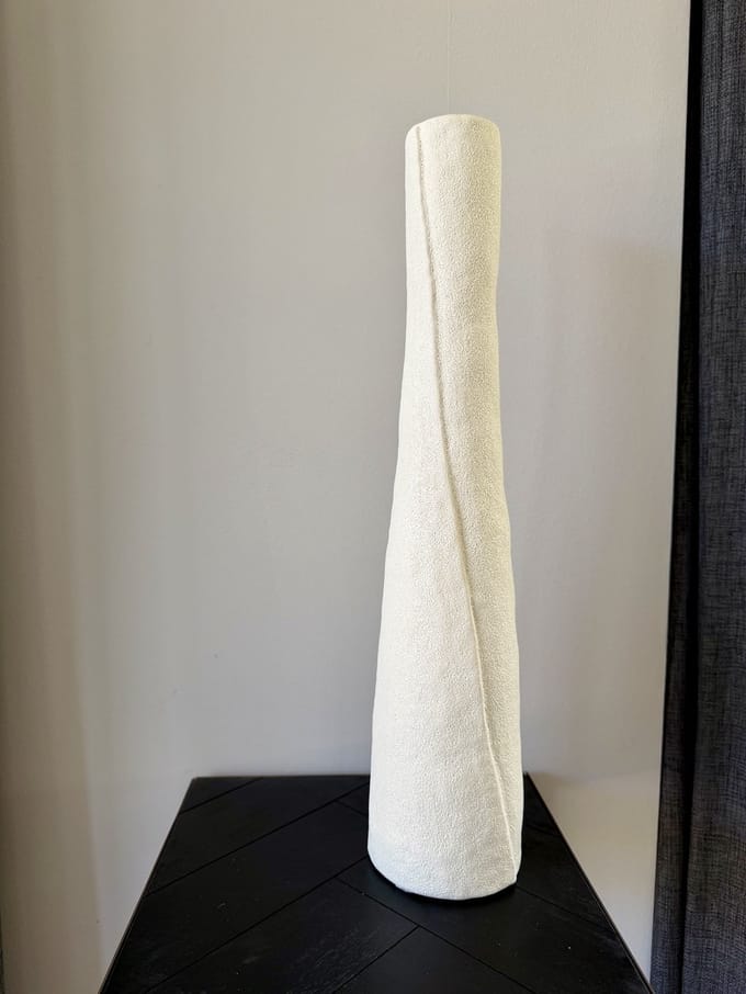 Vaas deco Ø12x55,5 cm SETIMMO keramiek mat crème