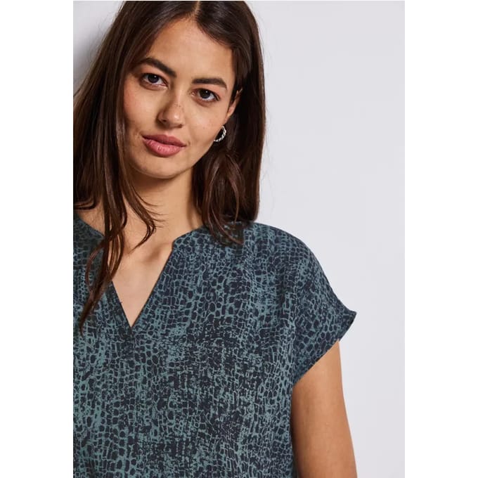Minimal print blouse shirt