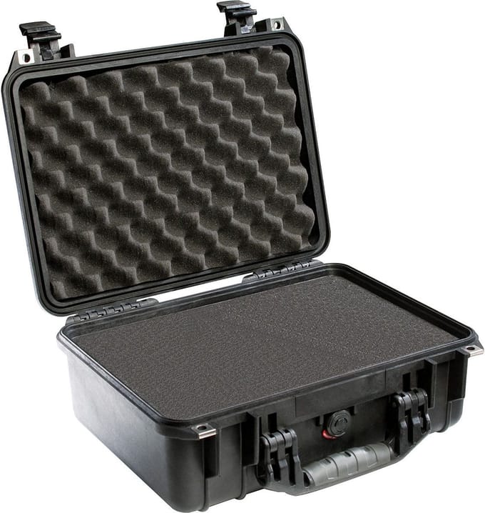Peli 1500 Waterdichte Camerakoffer Zwart met foam interieur