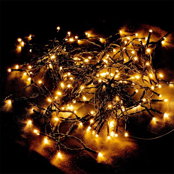 Deuba Lichtsnoer - 100 LED`s Timer 8 Lichtstanden 7m – Warm Wit