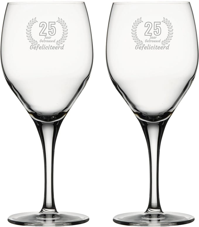 Gegraveerde set rode wijnglazen 42,5cl Gefeliciteerd 25 jaar getrouwd