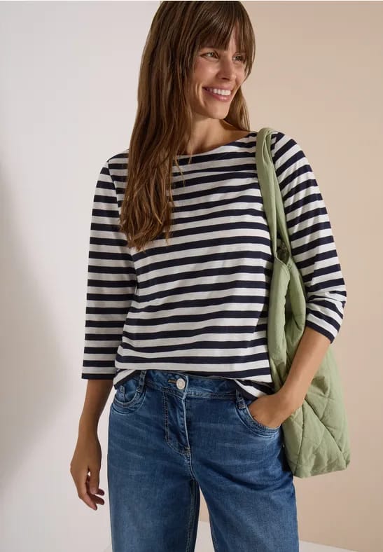Basic Shirt met boothals en strepen