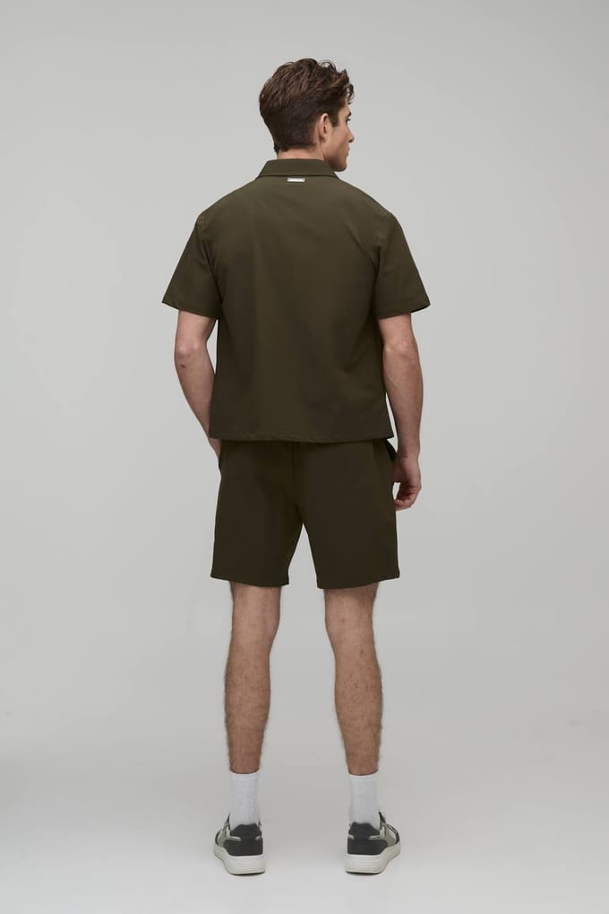 Regular Fit Technical Stretch Short Sleeve Shirt | Khaki | Size Medium