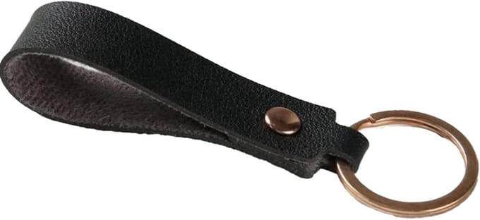 CHPN - Sleutelhanger - Zwart - Leatherlook sleutelhanger - Keychain - PU leder - Cadeau - Hippe sleutelhanger