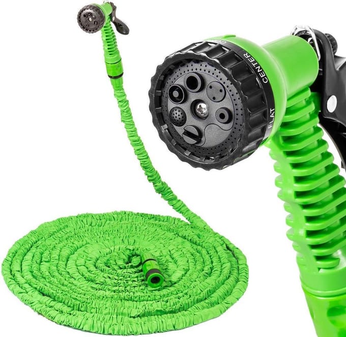 BASIC Flexibele tuinslang en bewatering 30 meter - Tuinbewatering - Tuinsproeier - Waterslang - 7 Sproeifuncties