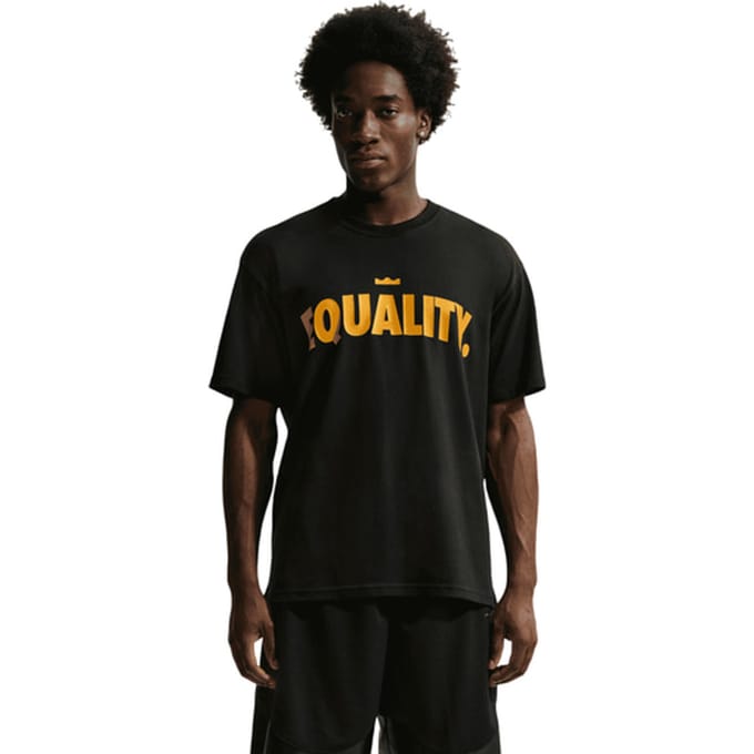 Nike Lebron "honor The King" T-shirt Zwart K045