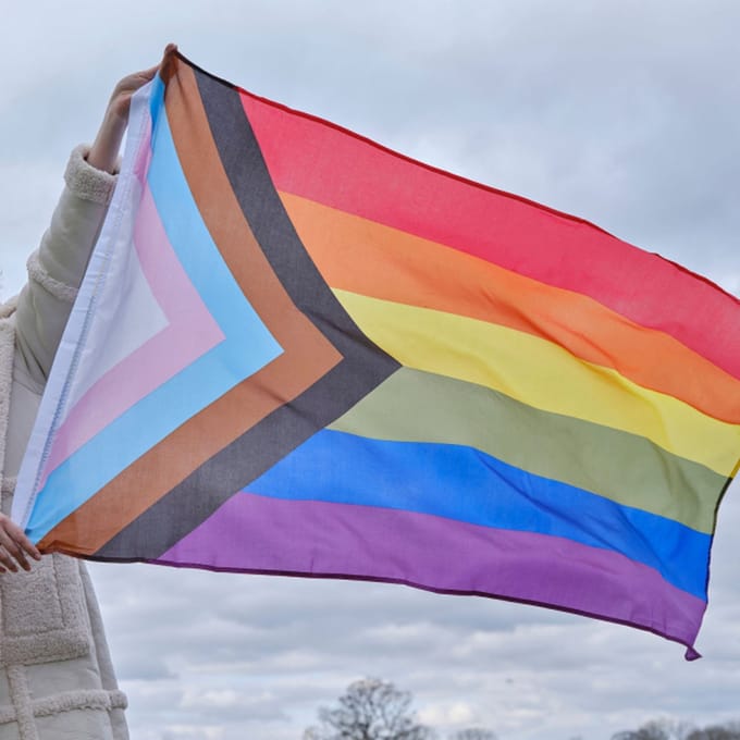 Ginger Ray - Large Rainbow Pride vlag - 150 x 90 cm