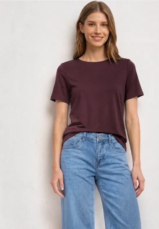 Basic Shirt met ronde hals in Unifarbe