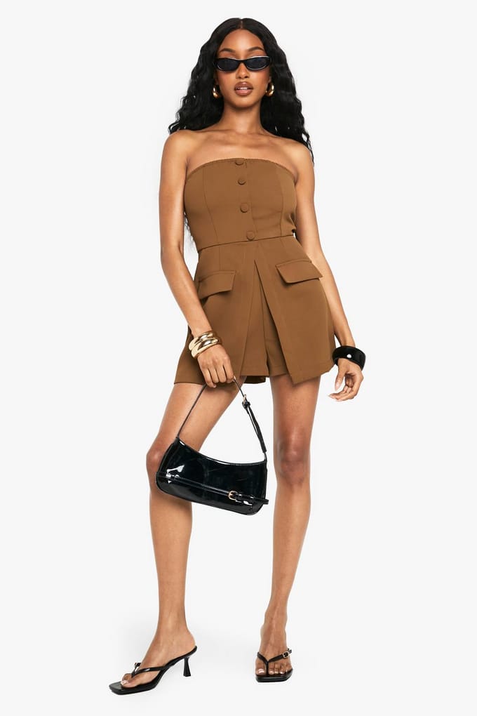 boohoo Dames Playsuit met bandeau en knoopdetail | Chocoladebruin | Maat: 42