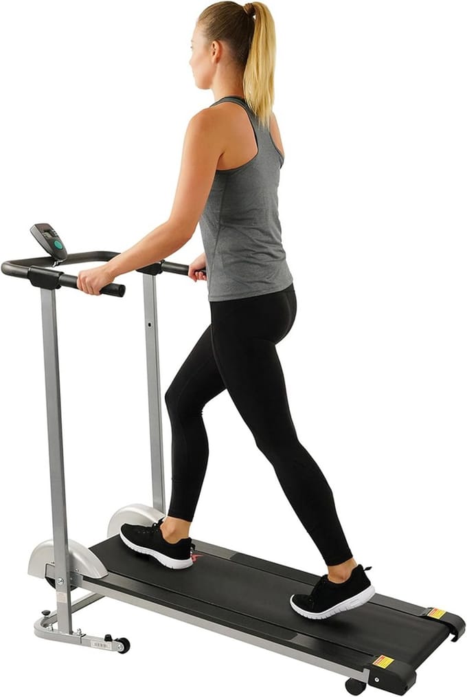 Compacte Opvouwbare Loopband voor Thuisgebruik - Handmatig Incline en Digitaal Display