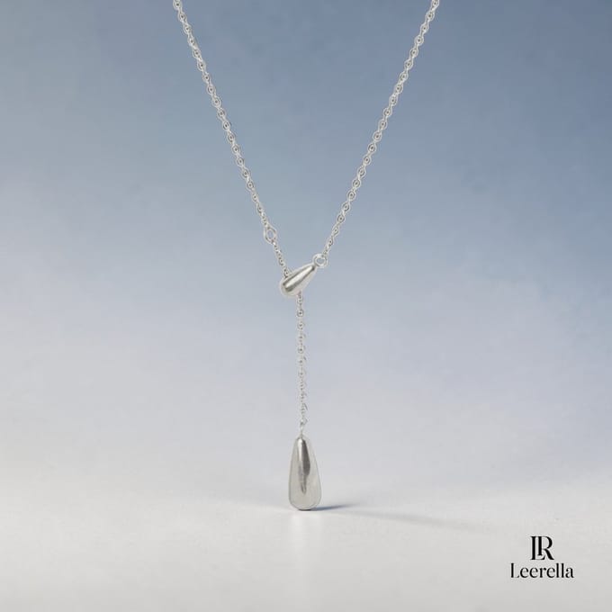 Leerella Zilverkleurig RVS Druppel Ketting - Elegant Y-Design