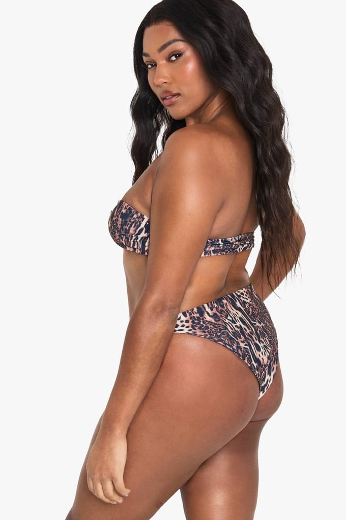 boohoo Dames Plus Zwemkleding Essentials Effen Brief | Leopard | Maat: 18